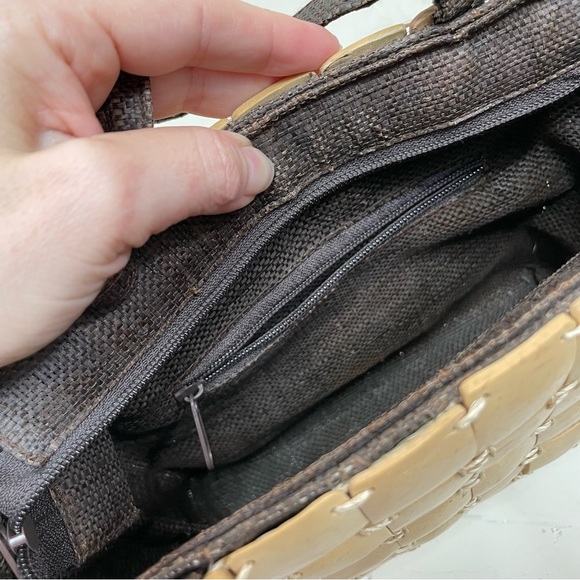 Rare Aveda Coconut Shells Small Handbag 8" x 7" x 3" - Picture 12 of 14